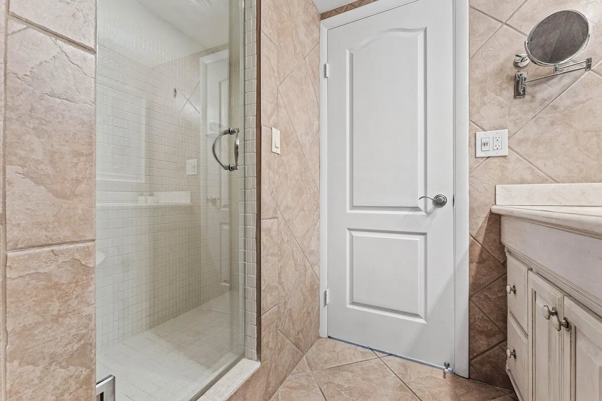2600 N Flagler Unit 509 photo 13