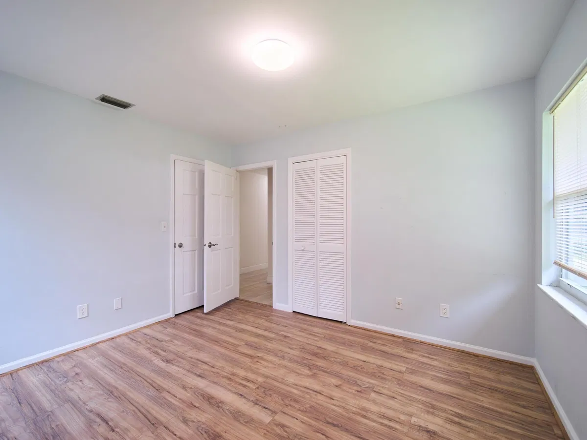 Residence photo 25