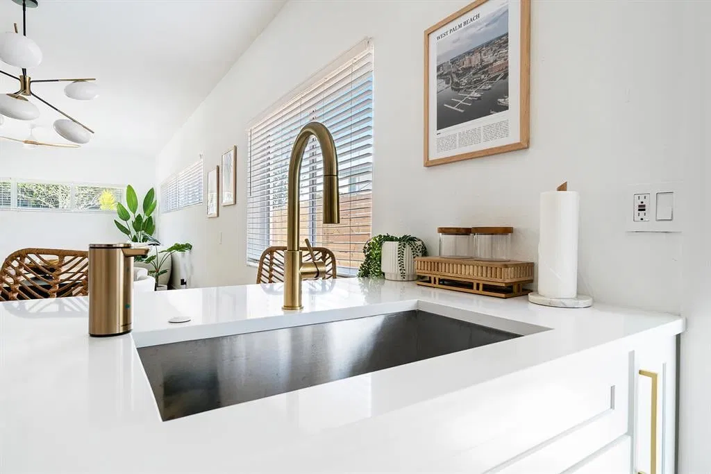 West Palm Beach Residence photo 13