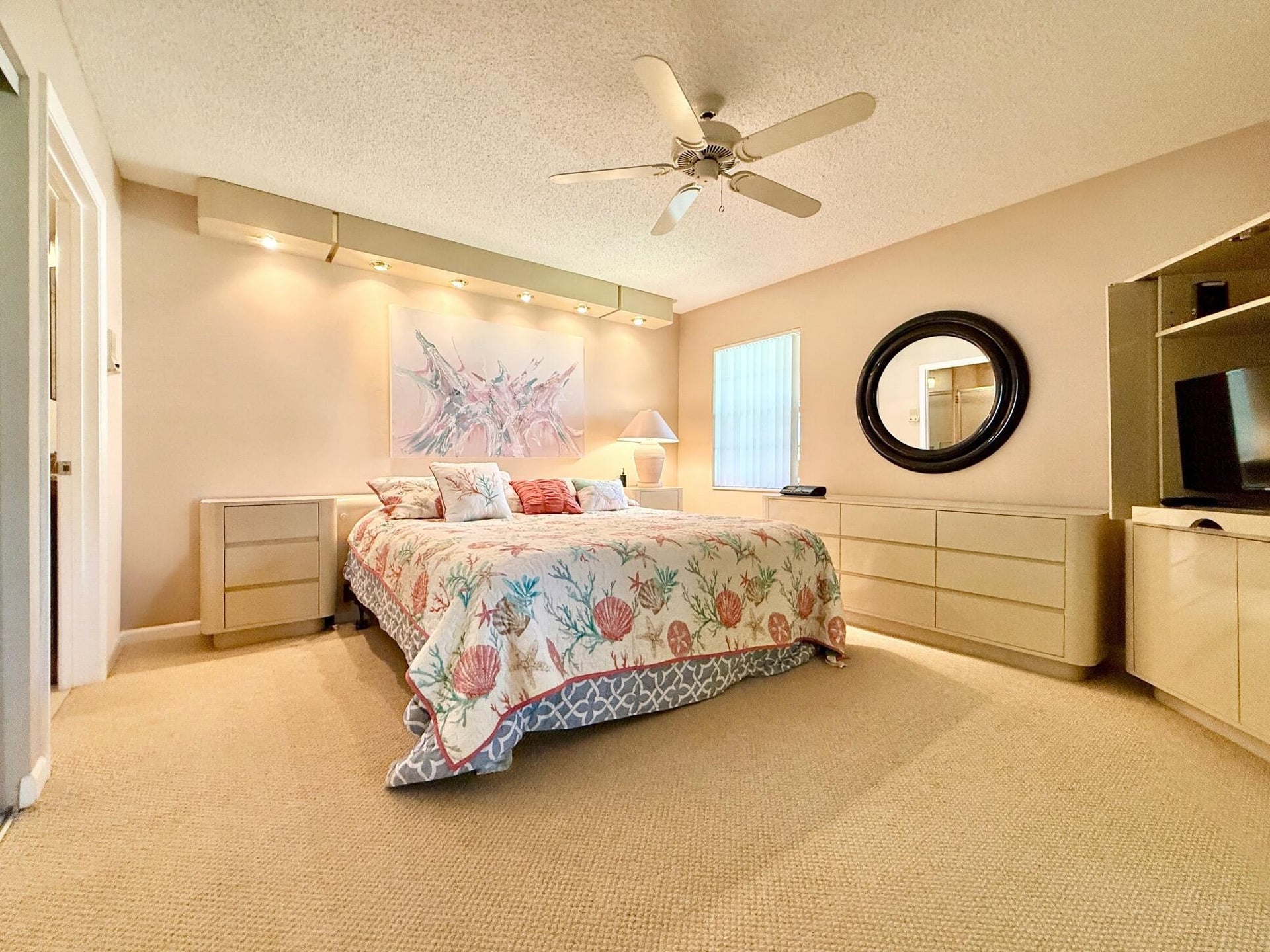 Unit 202 photo 22