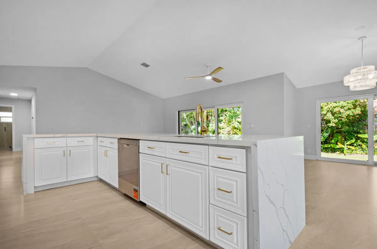 Residence photo 10