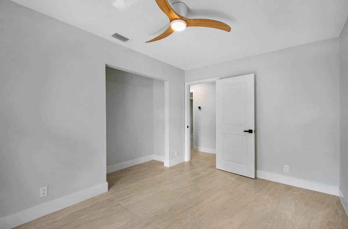 Residence photo 19