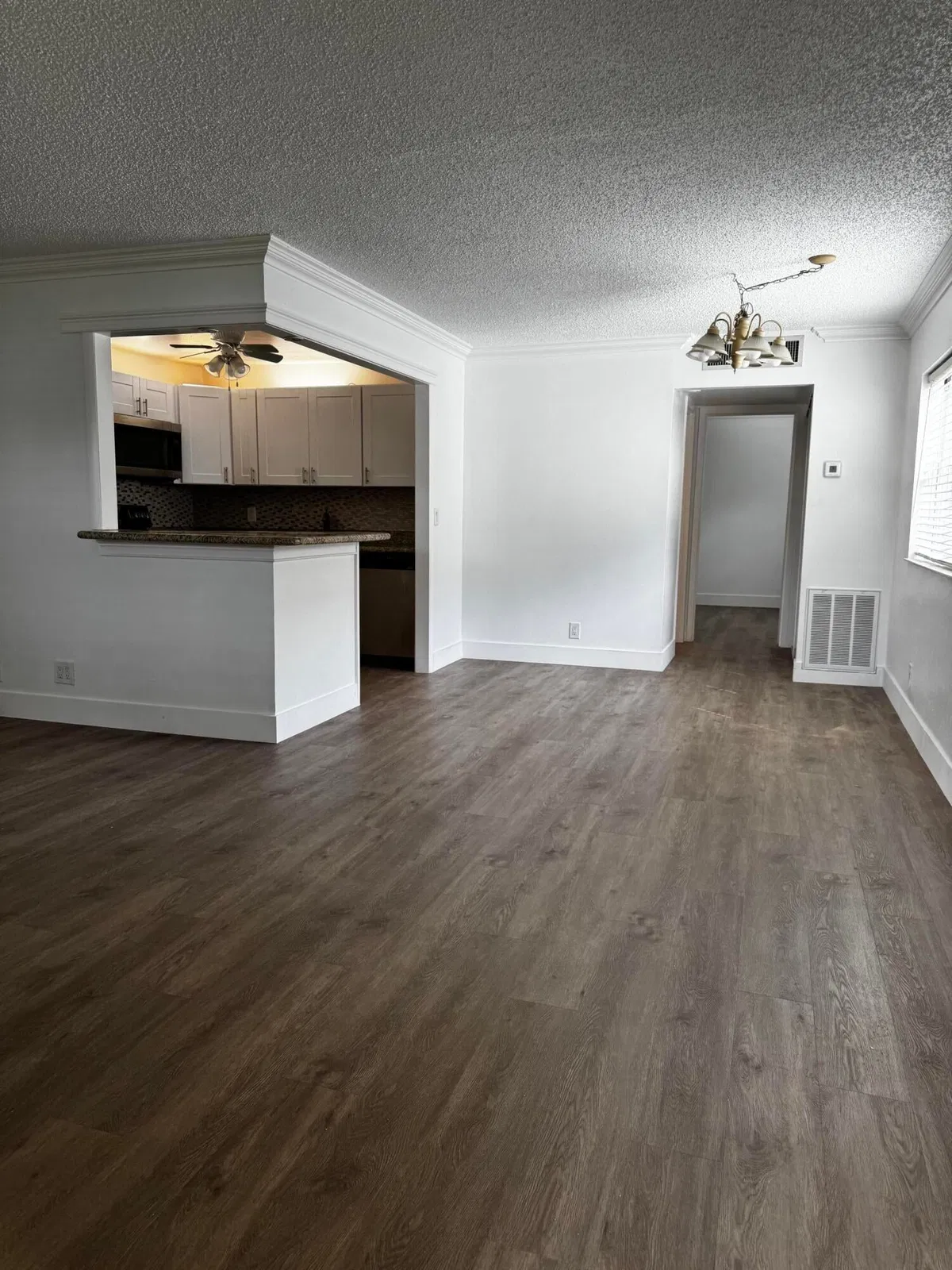 Residence photo 4