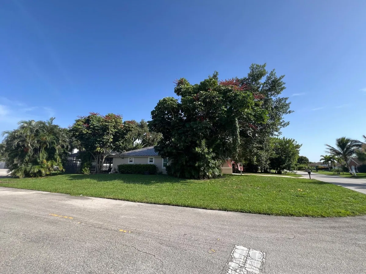  Residence photo 28