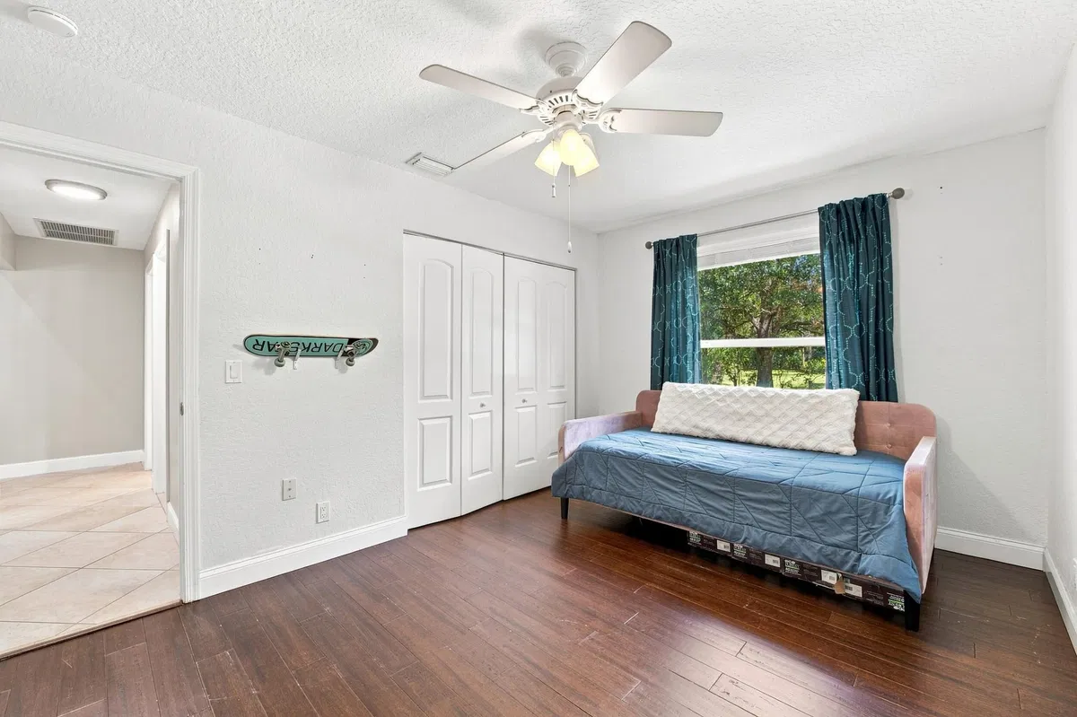  Residence photo 31