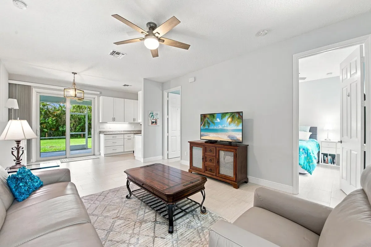  Residence photo 40