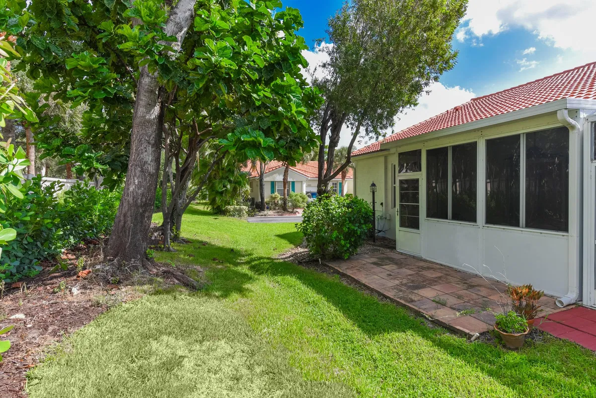  Residence photo 22