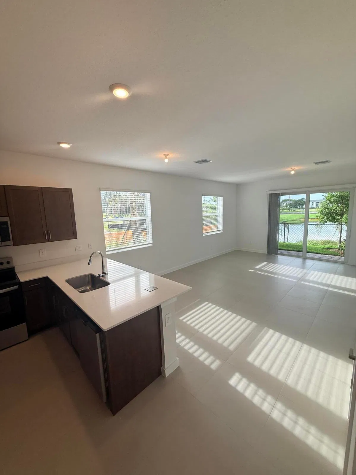 Residence photo 4
