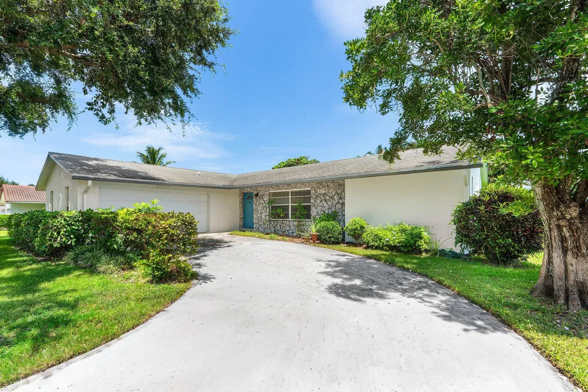 Residence photo 43