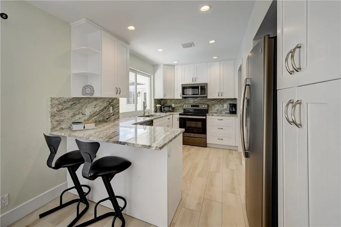 Residence photo 4