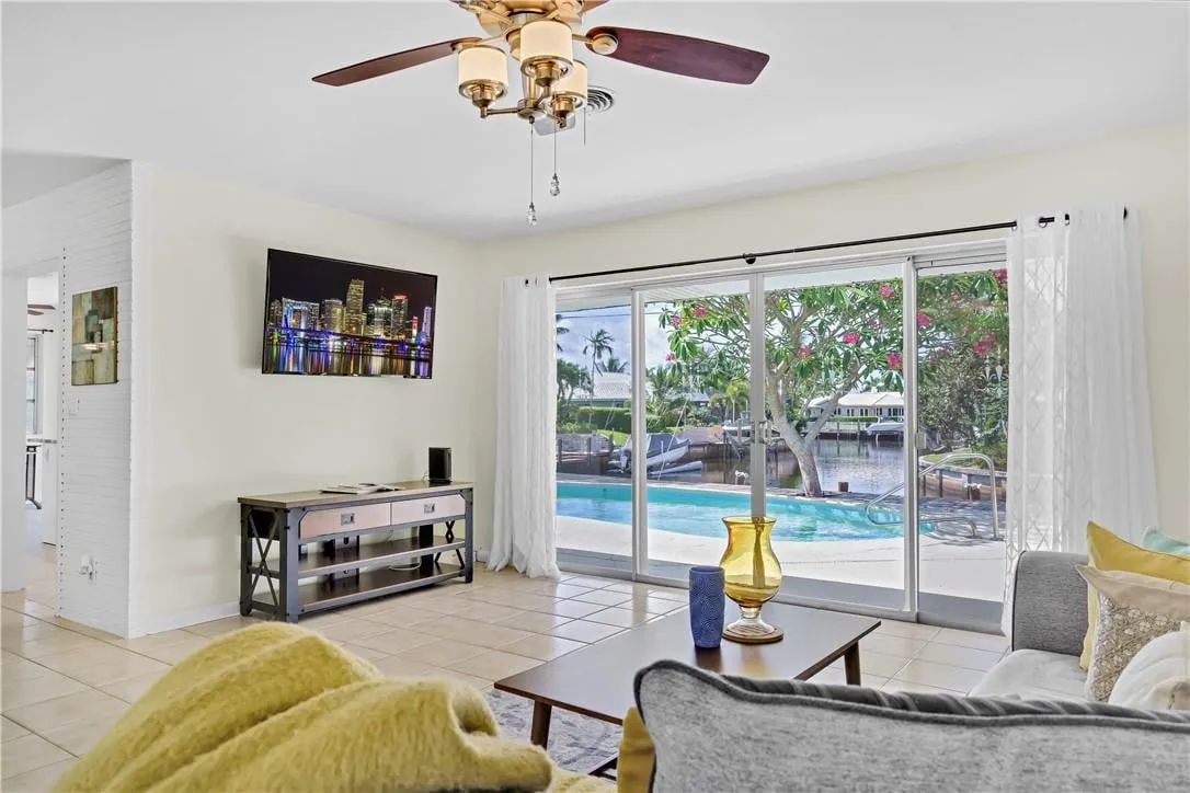 Residence photo 22