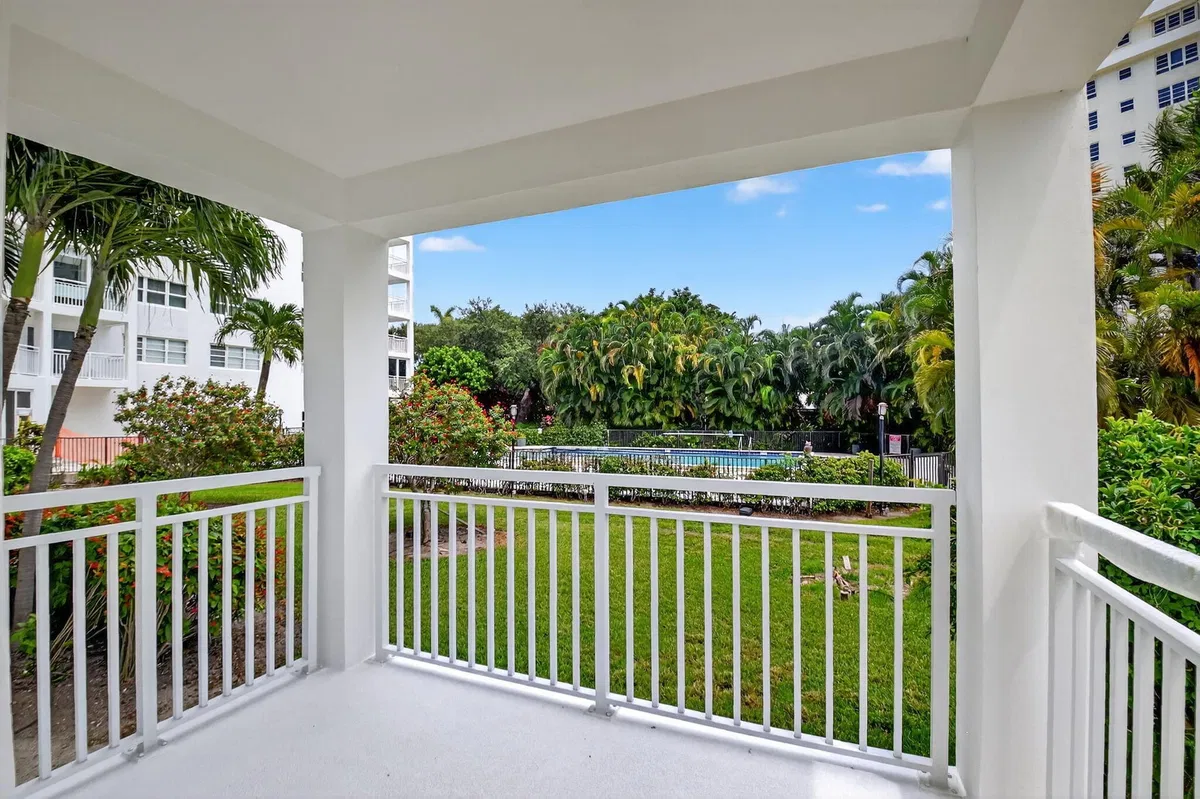 Downtown Delray Beach Unit 1F photo 37