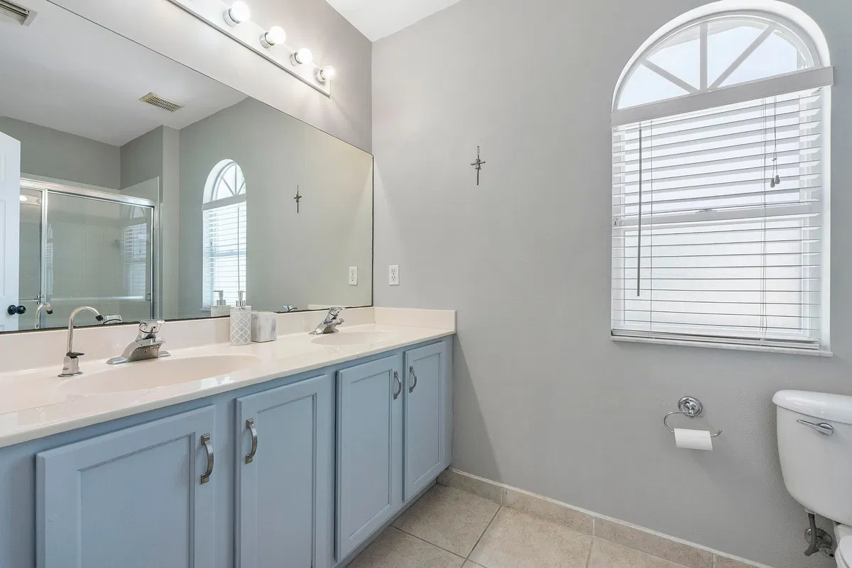 Residence photo 25