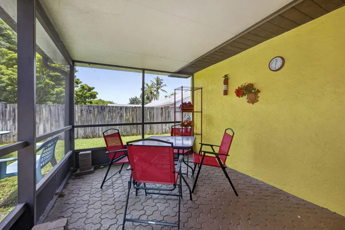 Residence photo 40
