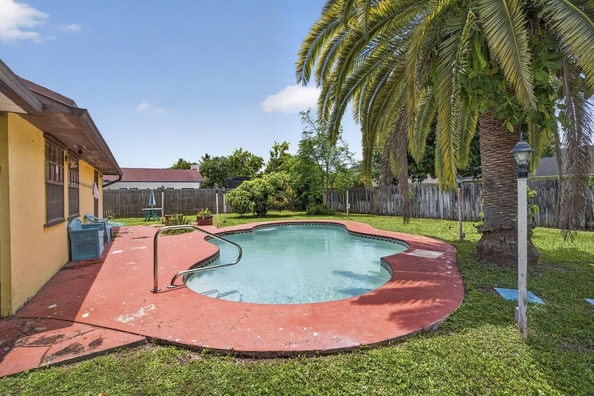 Residence photo 46