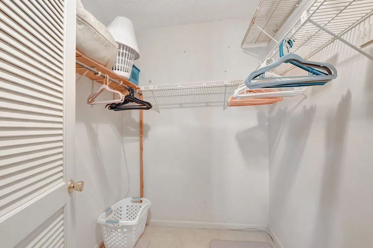 Unit 306 photo 49