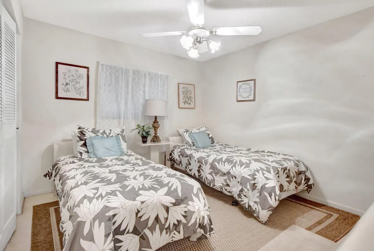 Unit 306 photo 55