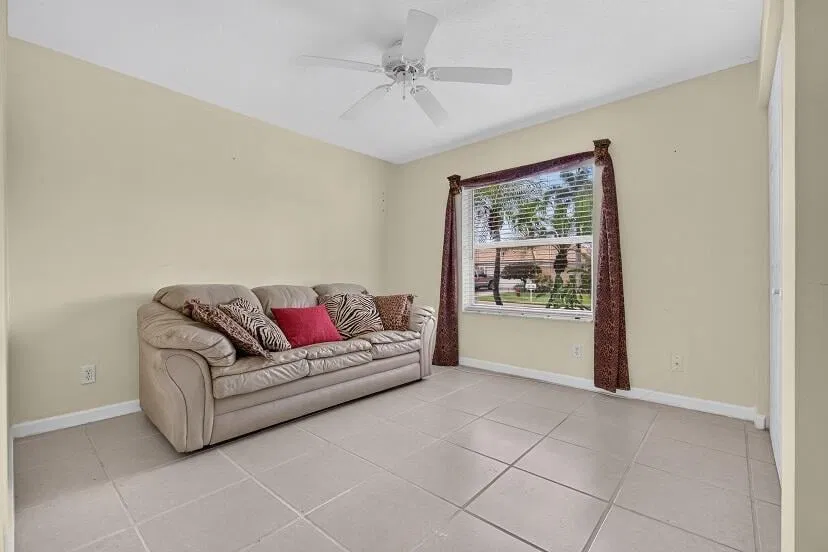  Residence photo 22