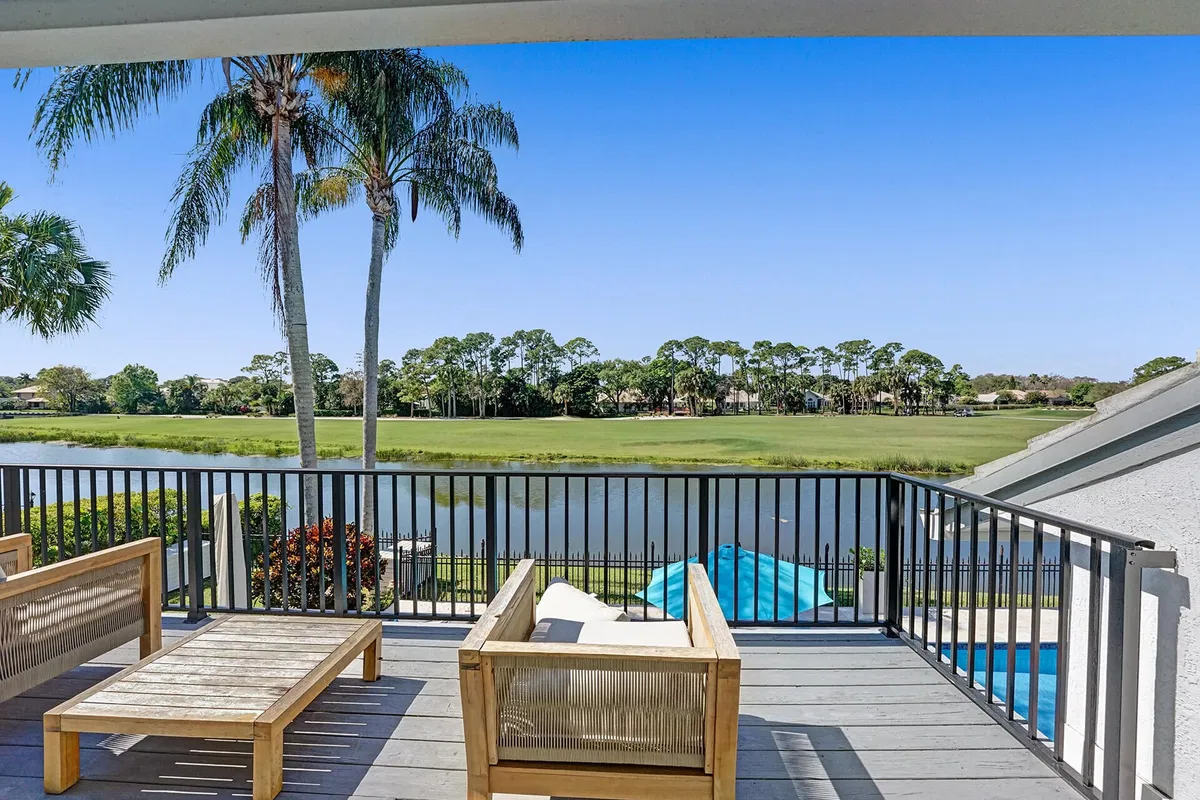 PGA National Palm Beach Gardens Residence photo 58
