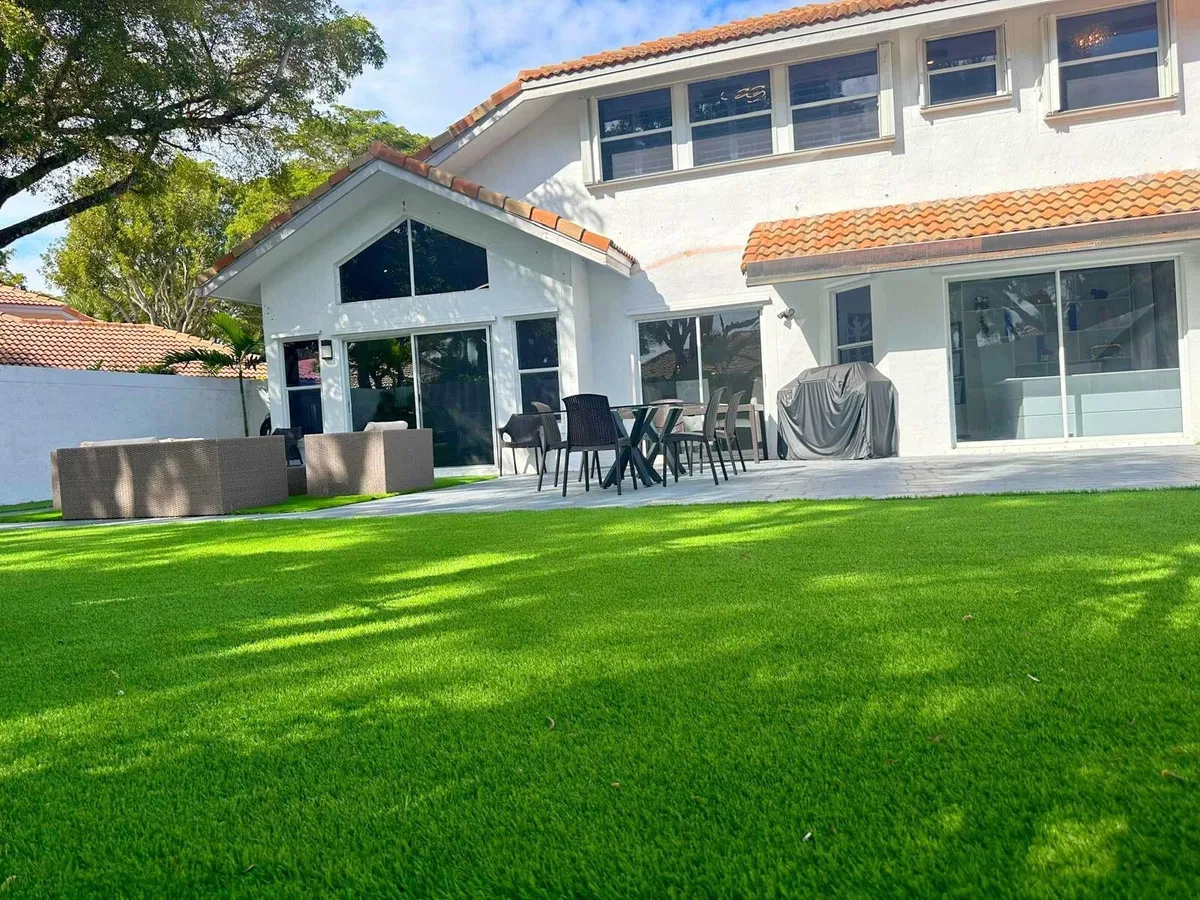 Residence photo 4