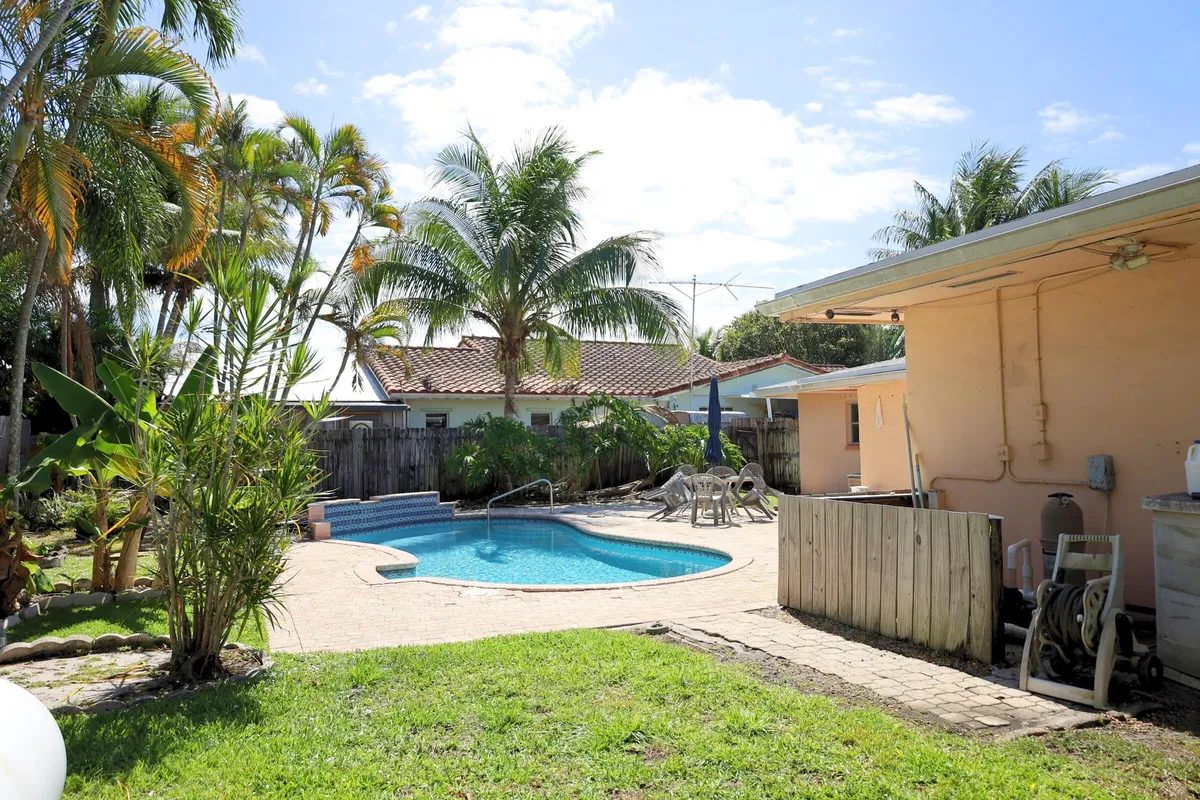 Residence photo 4