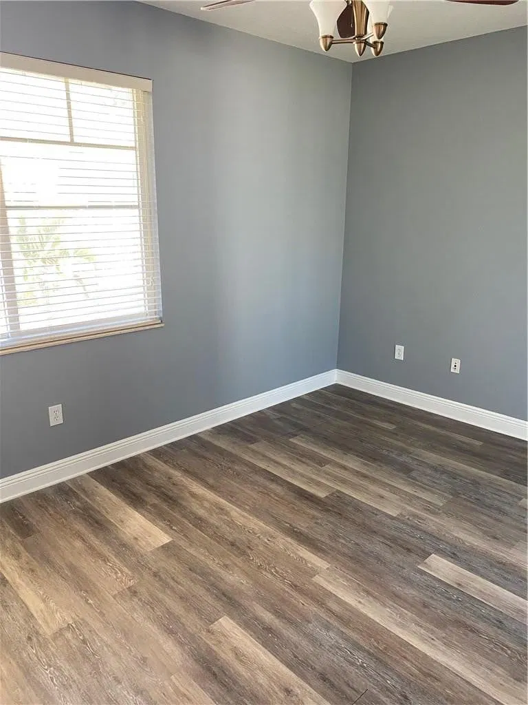 Residence photo 19