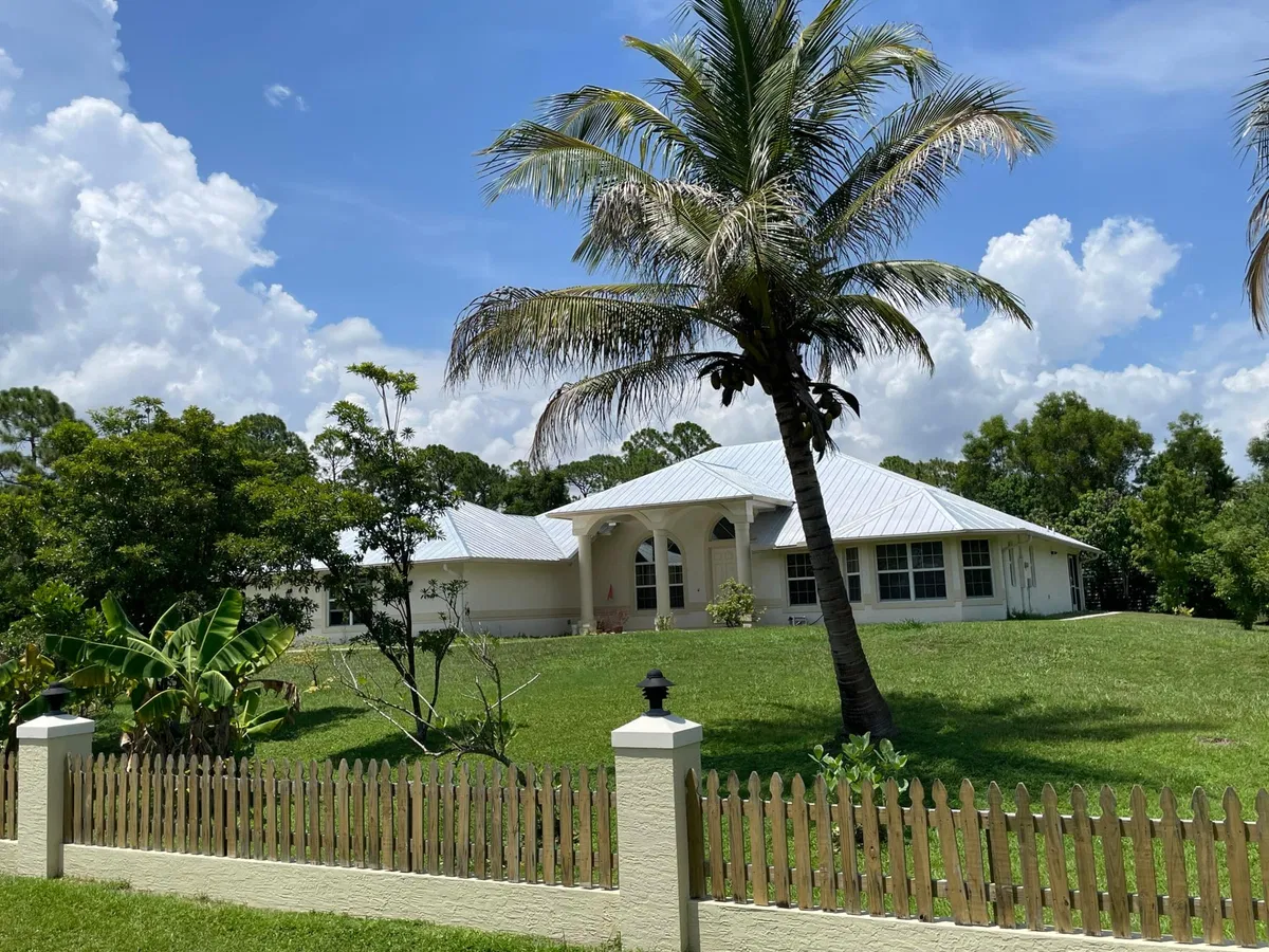  Residence photo 43