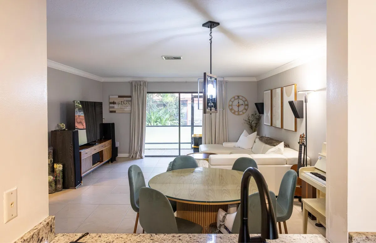  Residence photo 25