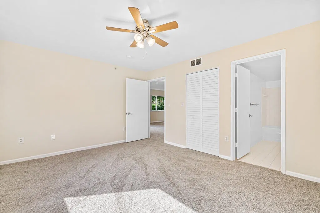 Unit 206 photo 19