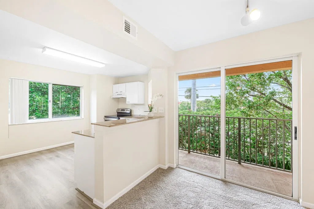  Unit 206 photo 10