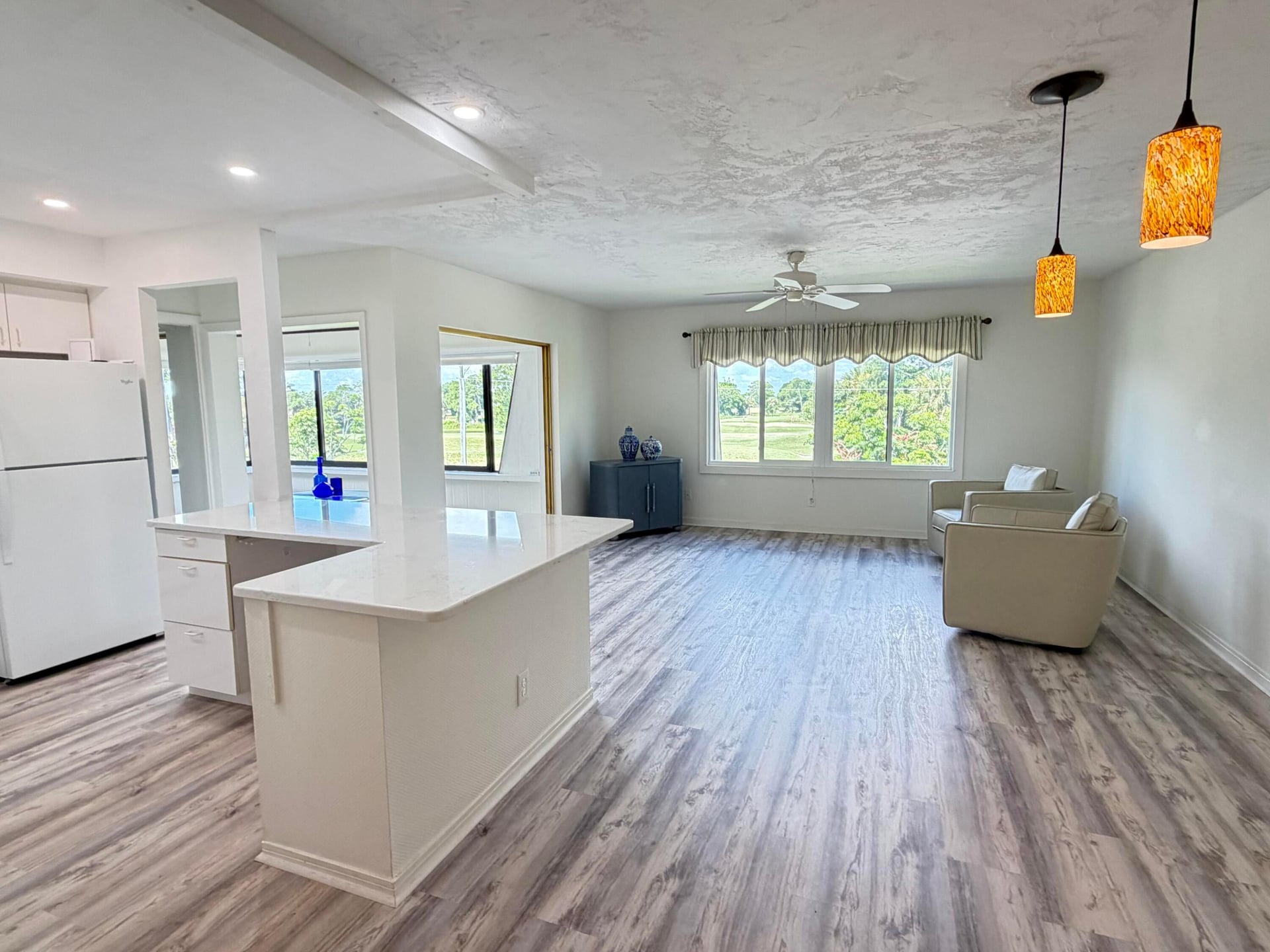 Unit 9-305 photo 13