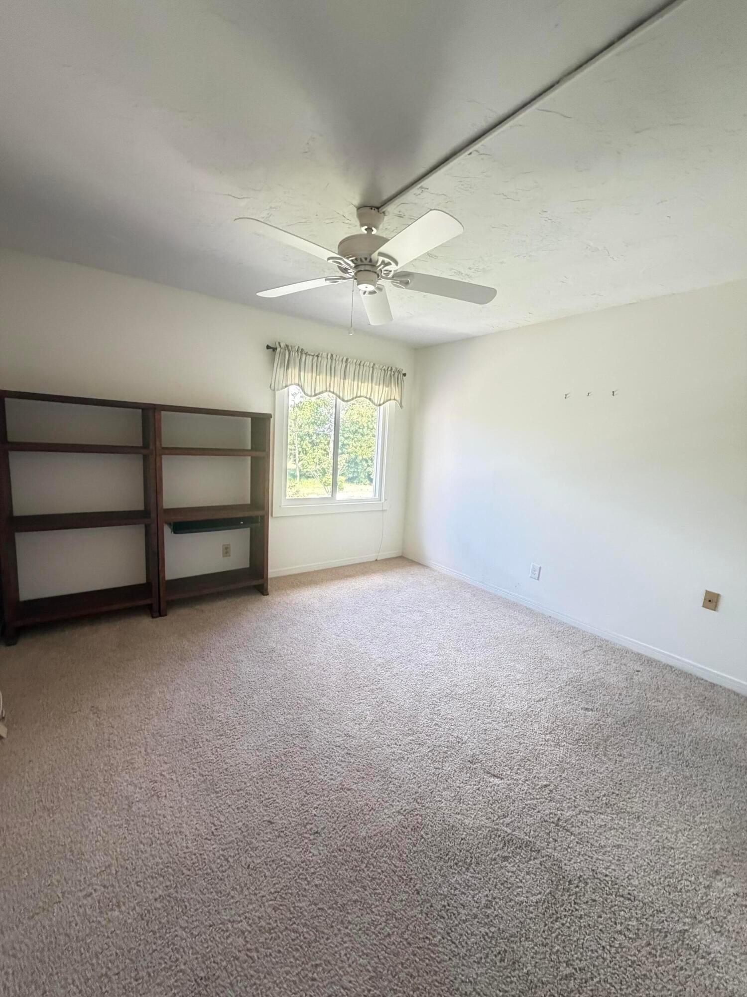 Unit 9-305 photo 25