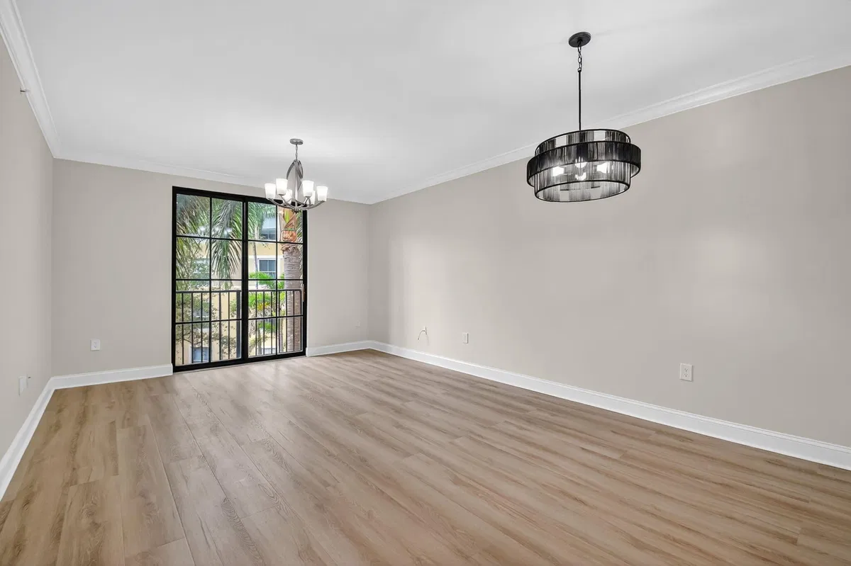 Courtyards in Cityplace Unit 412 photo 4