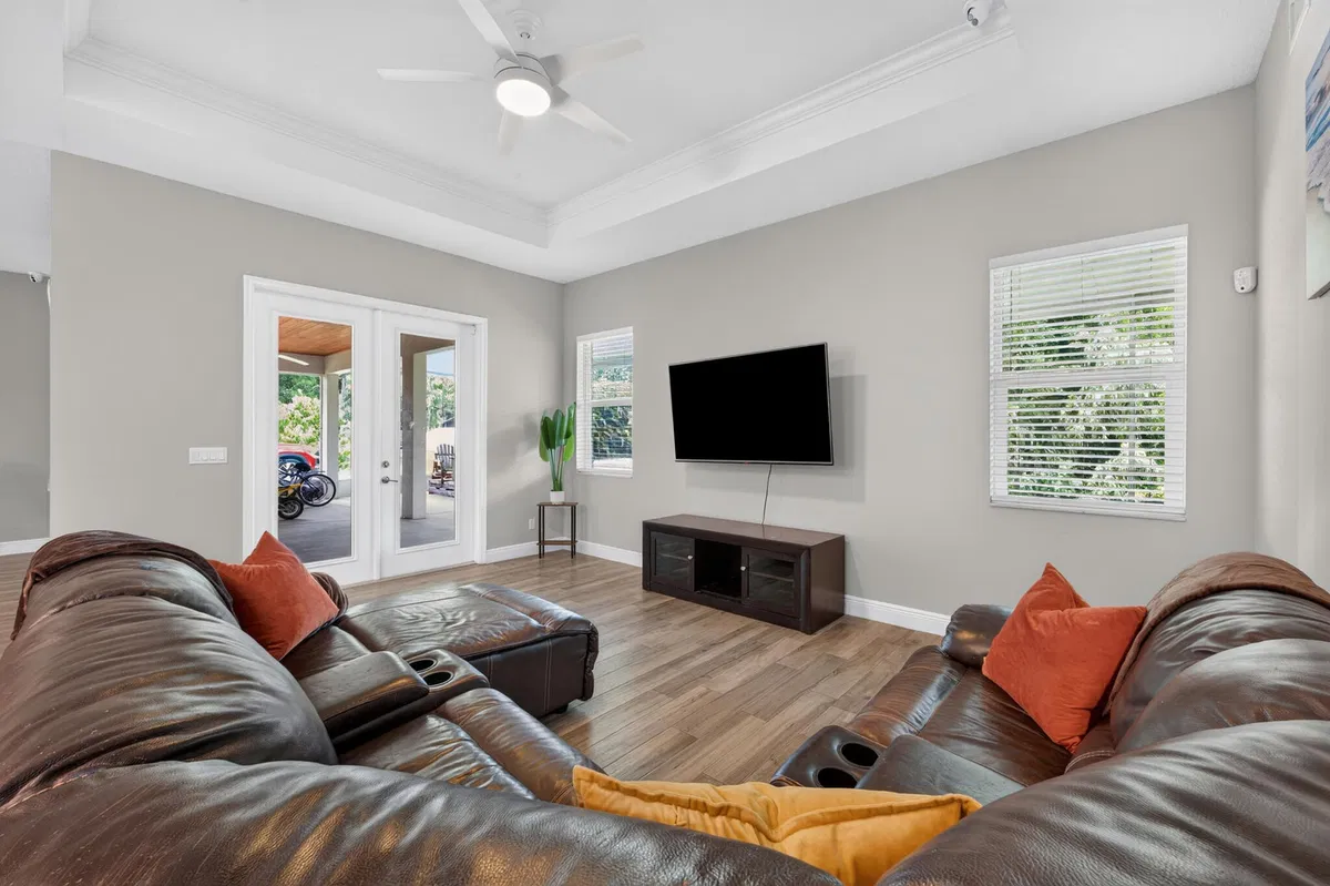 Residence photo 13