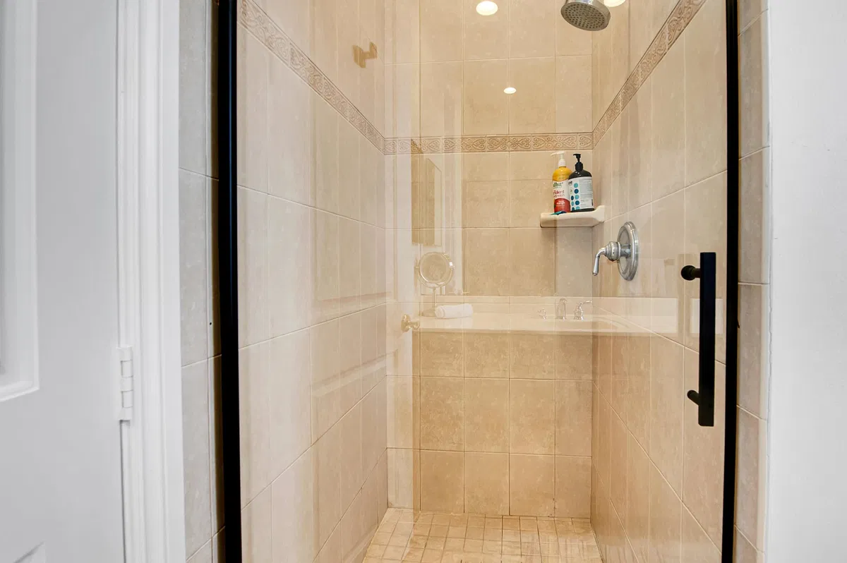  Residence photo 58