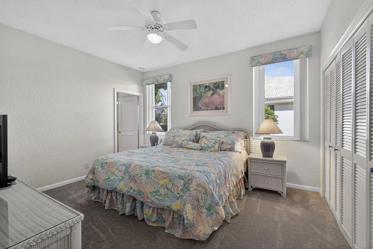  Residence photo 43