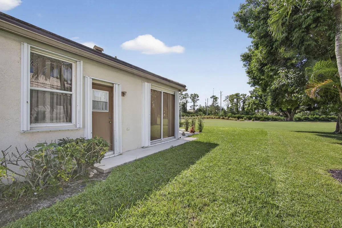  Residence photo 64