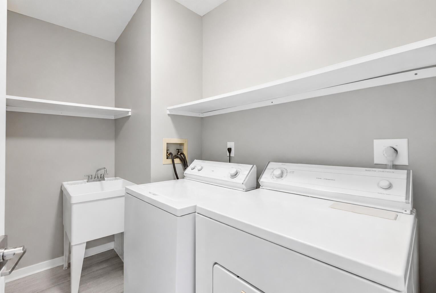 Unit 210 photo 19