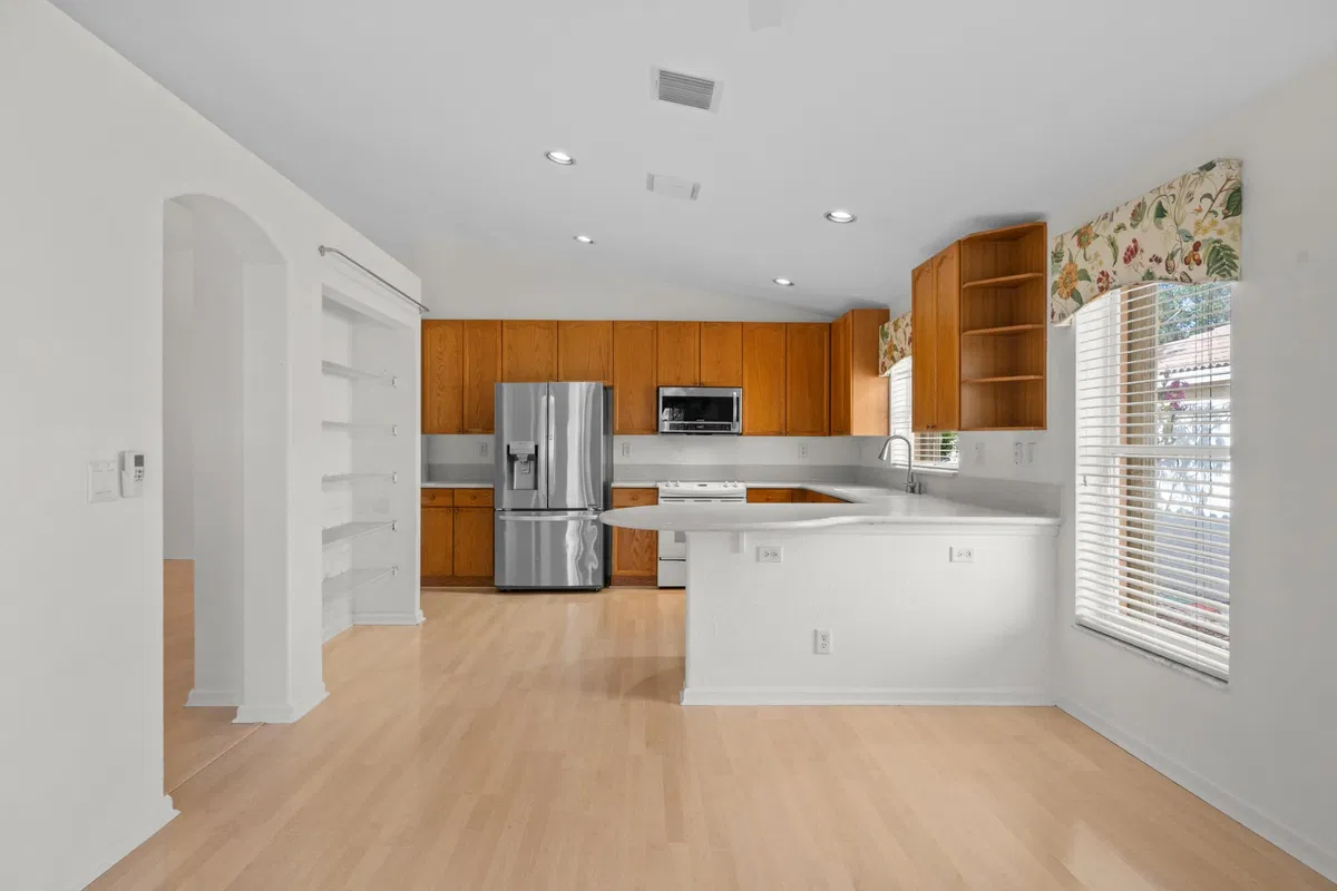 Residence photo 16