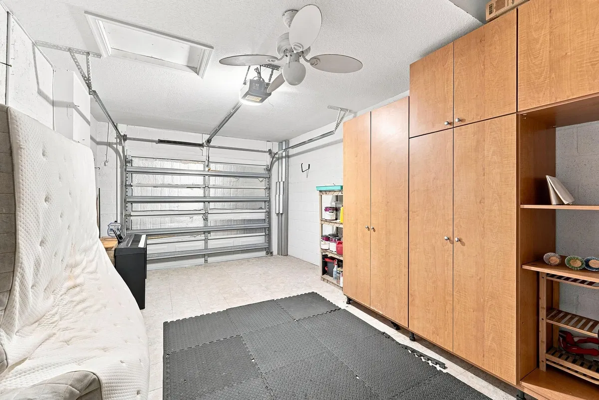 Residence photo 31