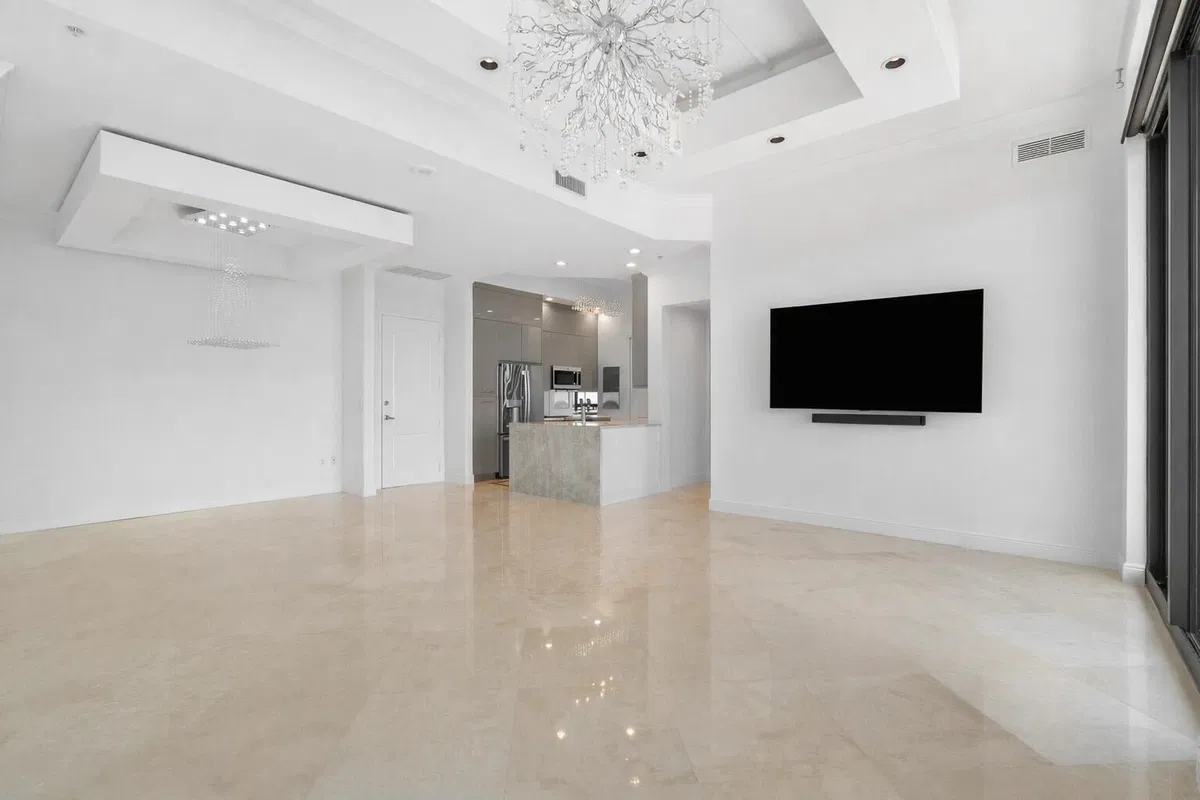 One City Plaza Unit 1603 photo 10