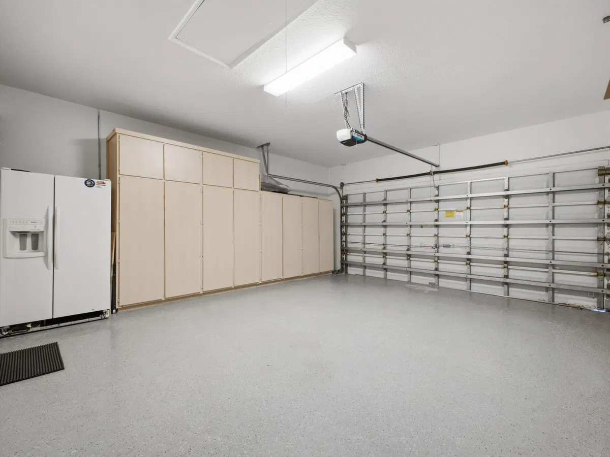 Residence photo 49