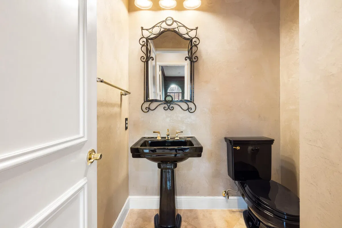 Residence photo 52