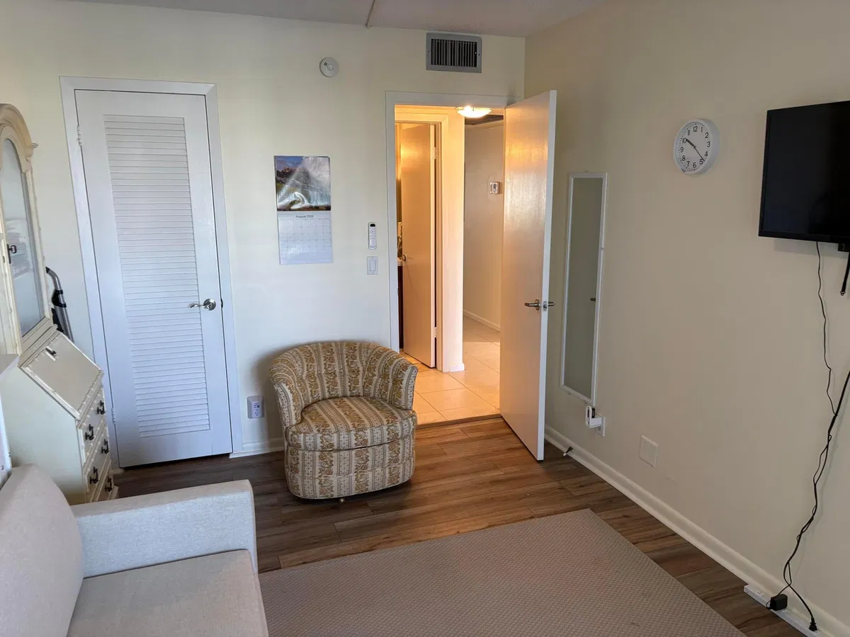  Residence photo 19