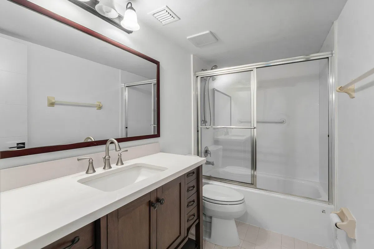 Eastpointe Country Club Unit 106 photo 19