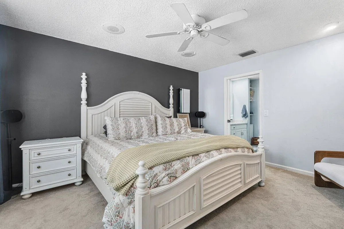  Residence photo 7