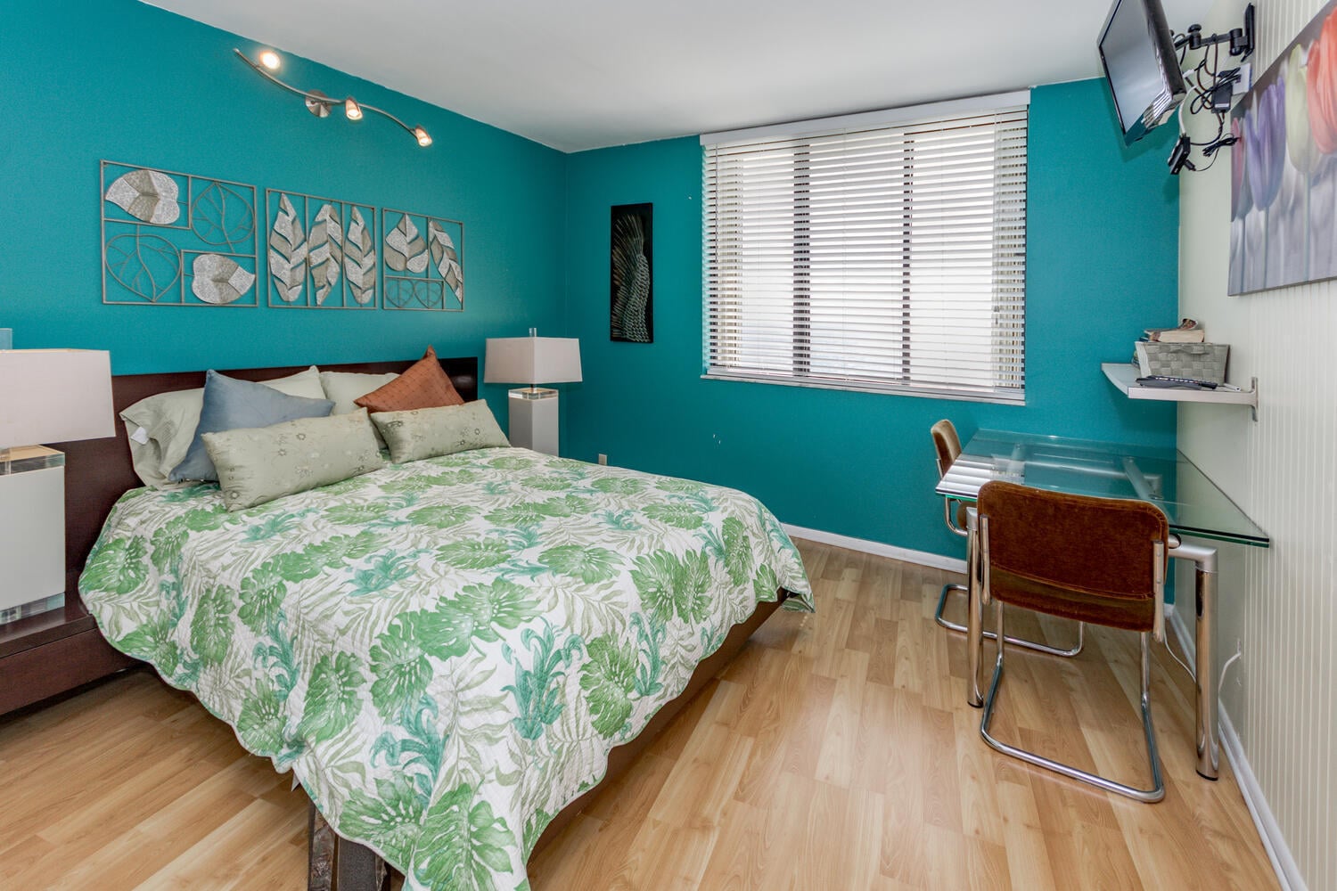 Unit 1405 photo 73