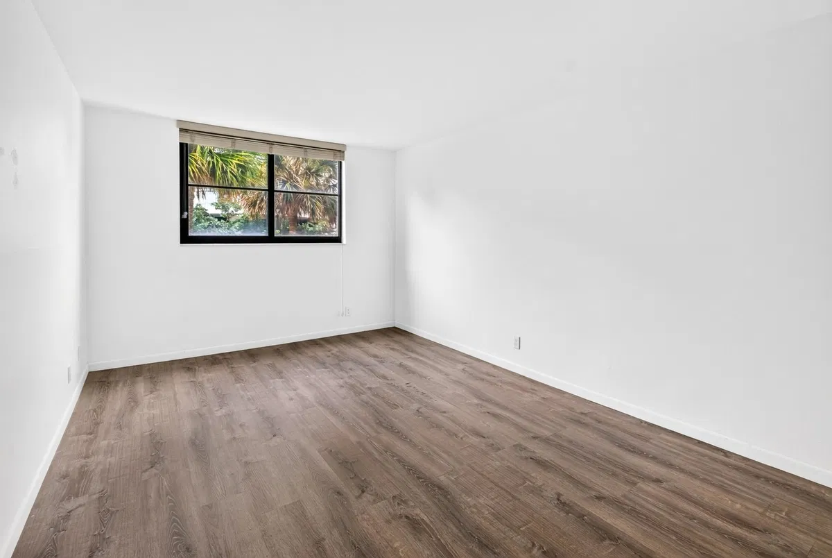 South Palm Beach Unit 208 photo 13