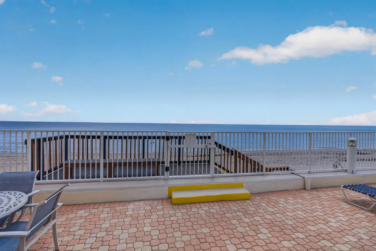 South Palm Beach Unit 208 photo 25