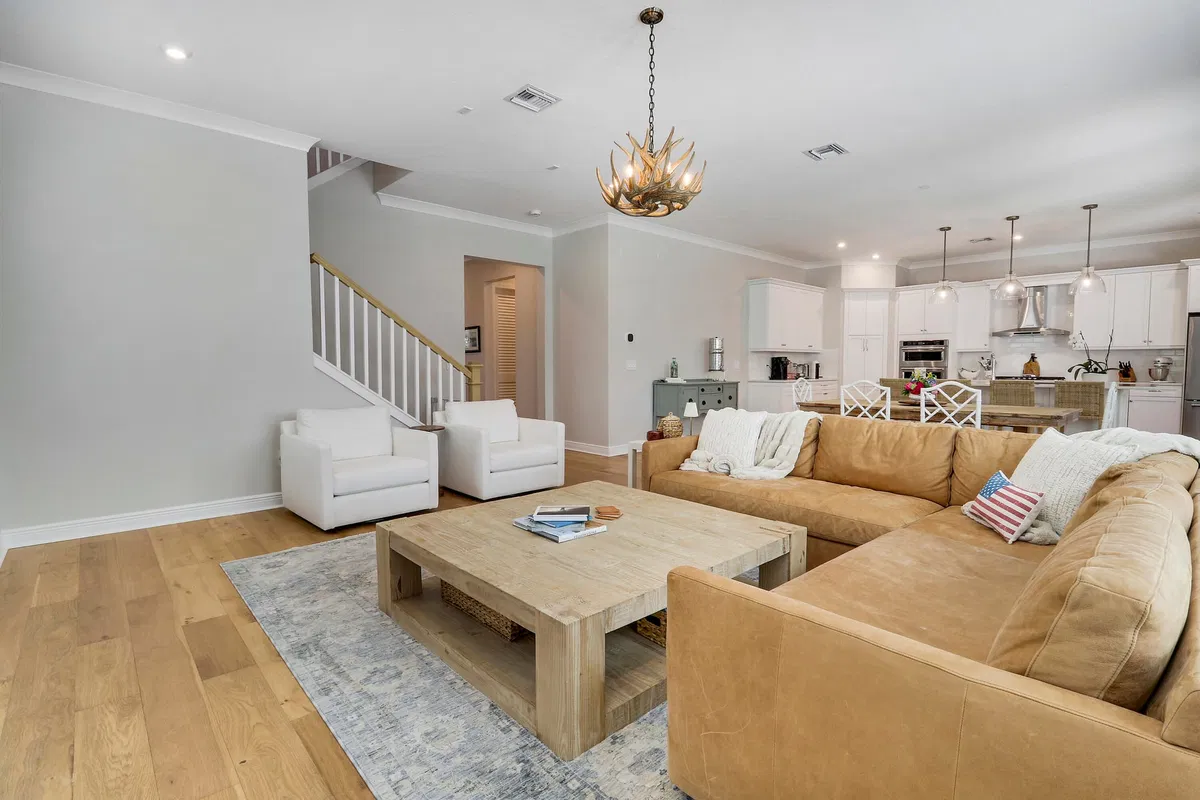 Residence photo 22